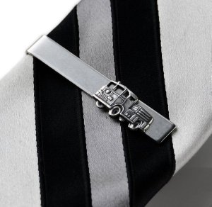 tie clip